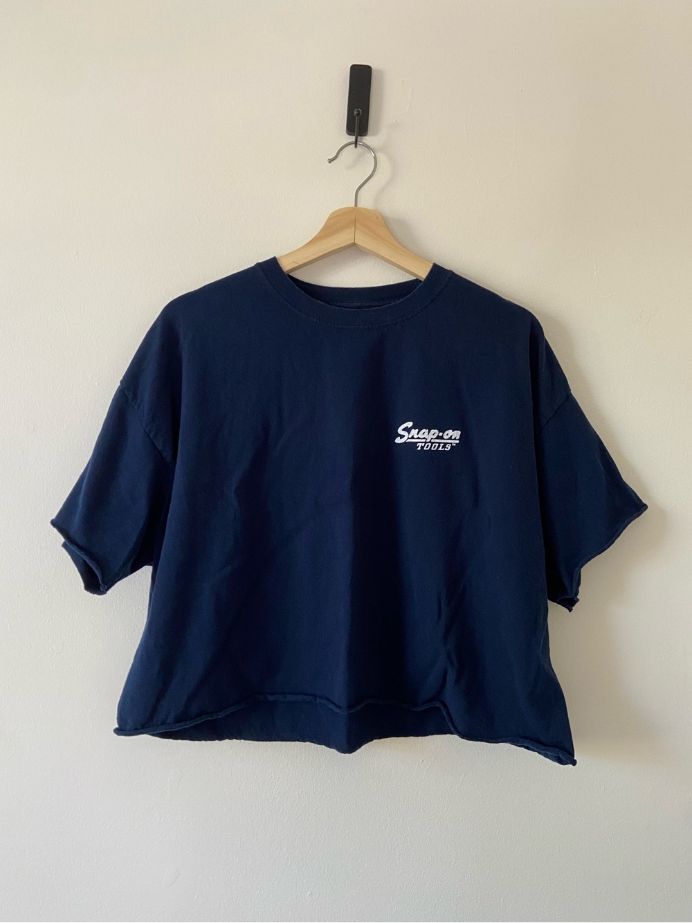 Snap-on Navy Cropped Raw Hem Tee